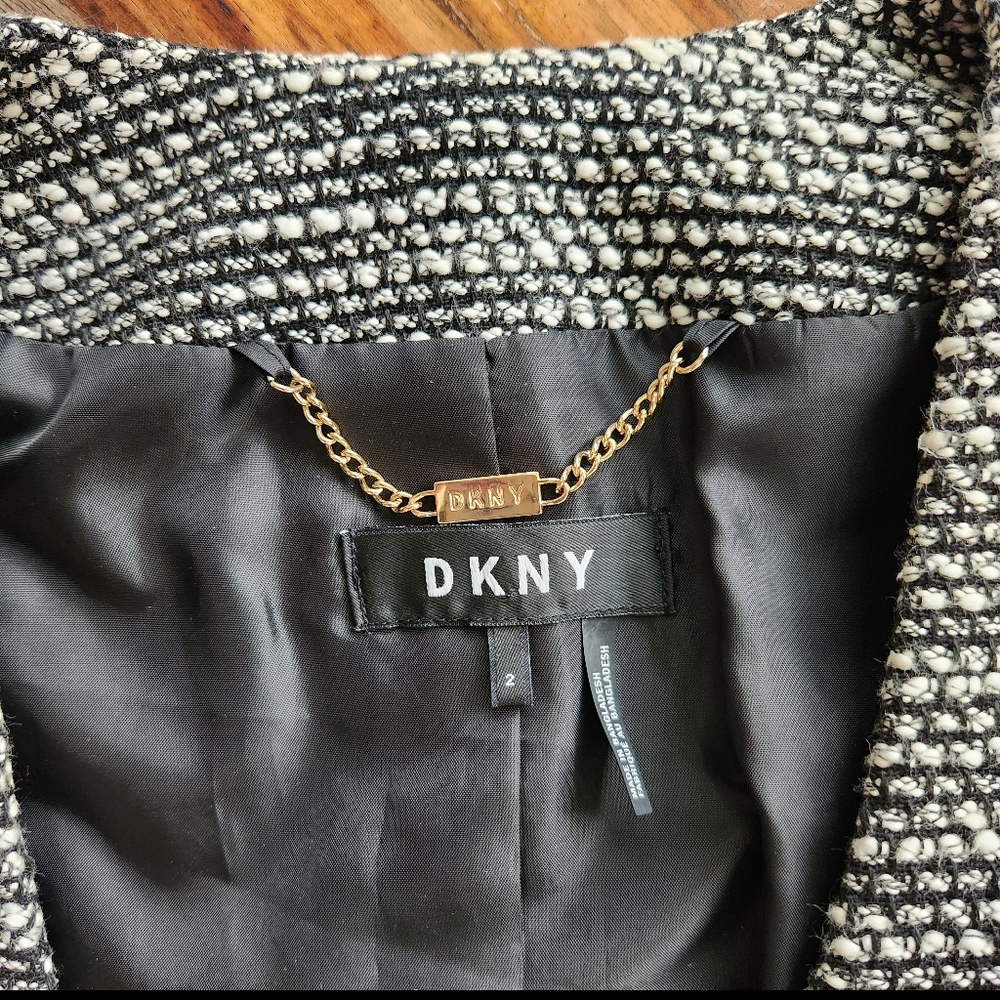 Gorgeous DNKY Blazer Jacket Dressy Zippers Size 2 Beautiful Stylish - Picture 3 of 12